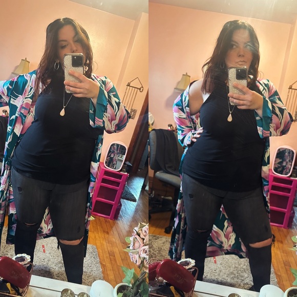 Meet your Posher, Trinity - Picture 3 of 3